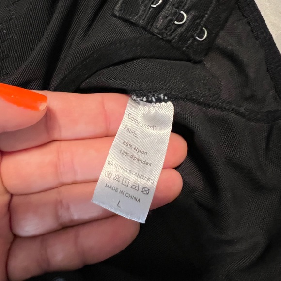 Faja - Picture 7 of 7